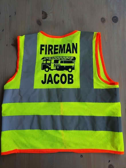 Photo of free Kids fireman vest, age 4-6 yrs (High Barnet) #2