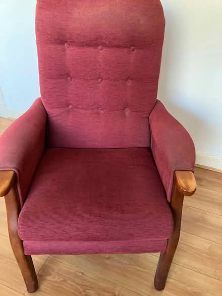 Photo of free 3 piece suite (Edinburgh EH5) #1