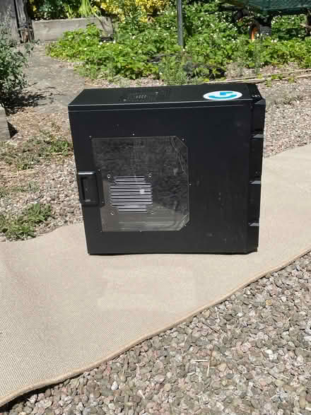 Photo of free Gaming PC case (Wigmore HR6) #4
