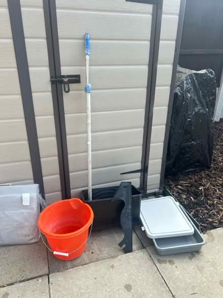 Photo of free decorating bits extending pole (moston M40,) #1