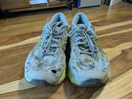 Photo of free Running shoes (UK 10.5) (Hackbridge) #2