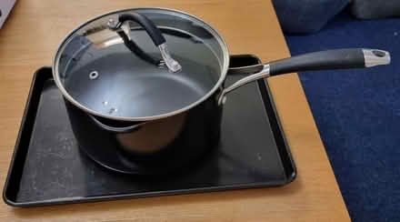 Photo of free Non stick saucepan and baking tray (King's Cross WC1X) #1