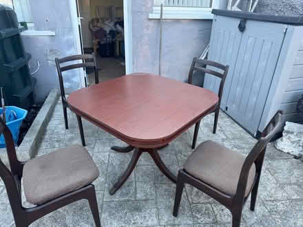 Photo of free Kitchen table (Rathfarnham/ Nutgrove) #4