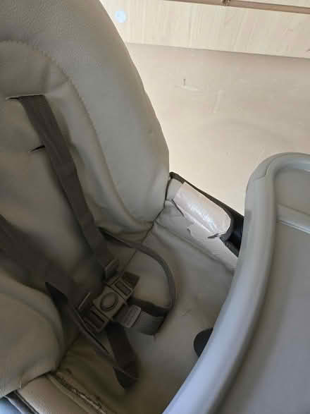 Photo of free High Chair (elk grove village) #3