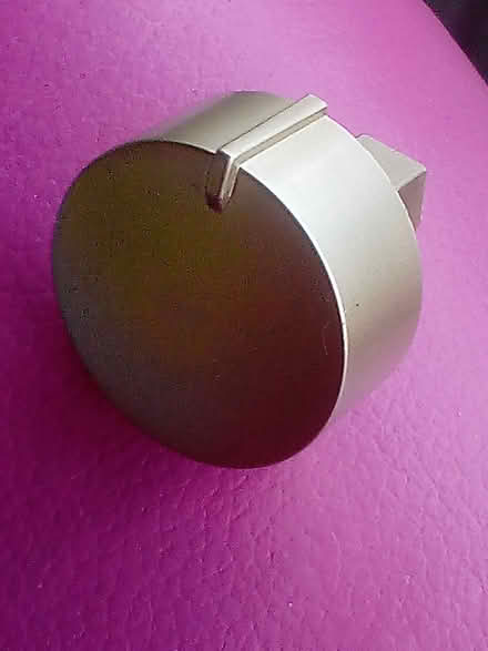 Photo of free Spare oven knobs (St John's Wakefield) #2