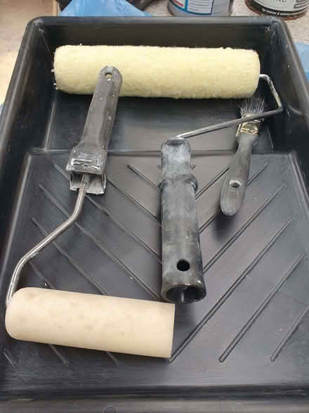 Photo of free Painting tray and rollers etc (Tilehurst RG31) #1