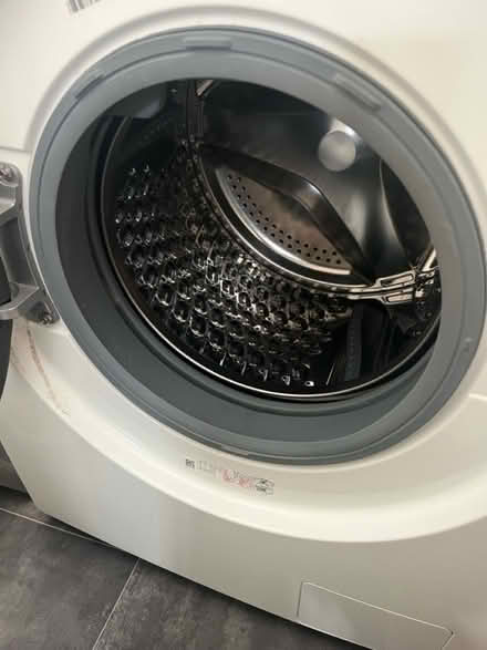 Photo of free Samsung washer dryer machine (NR1) #3