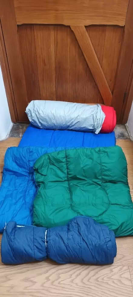 Photo of free 4 sleeping bags (Simmondley SK13) #1