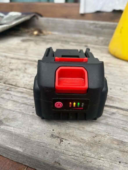 Photo of free Battery 21v (CT16) #2