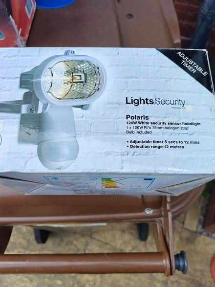Photo of free Security light (Larches PR2) #1