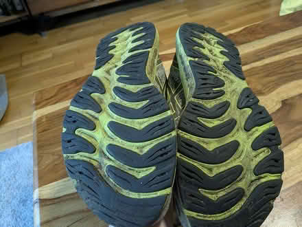 Photo of free Running shoes (UK 10.5) (Hackbridge) #3