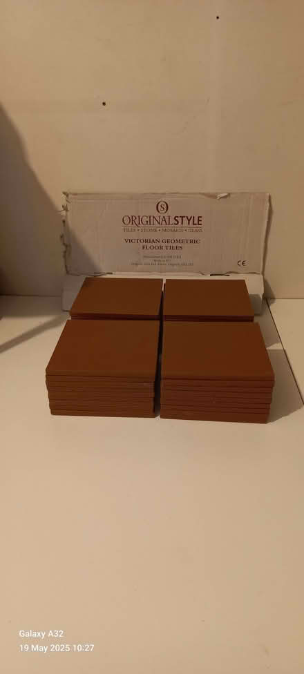 Photo of free domestic floor tiles 15x15cm (The Nurserylands TW12) #1