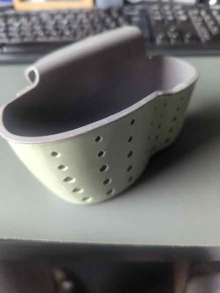 Photo of free Kitchen sponge holder (LU2) #1