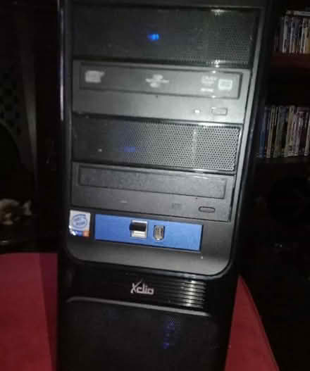 Photo of free Windows 10 Desktop Computer (Walton on the Hill L4) #1
