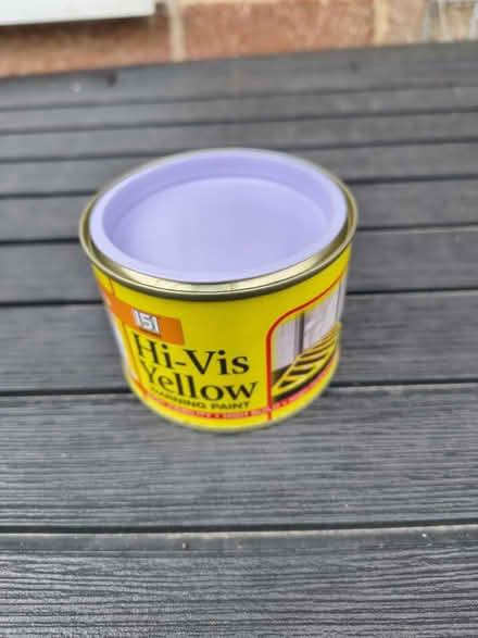 Photo of free Hi-Vis Yellow Warning Paint (Fiveways Brighton) #1