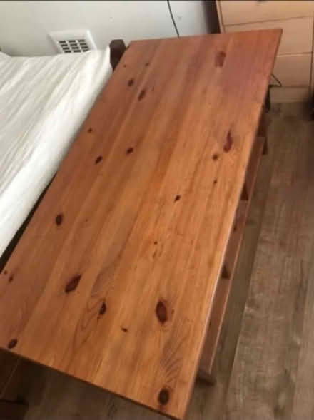 Photo of free Coffee table with storage (Pevensey road sw17) #3