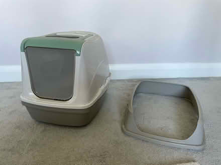 Photo of free Cat litter tray with lid (BR1) #1