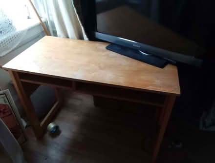 Photo of free Desk (Merchiston EH11) #1