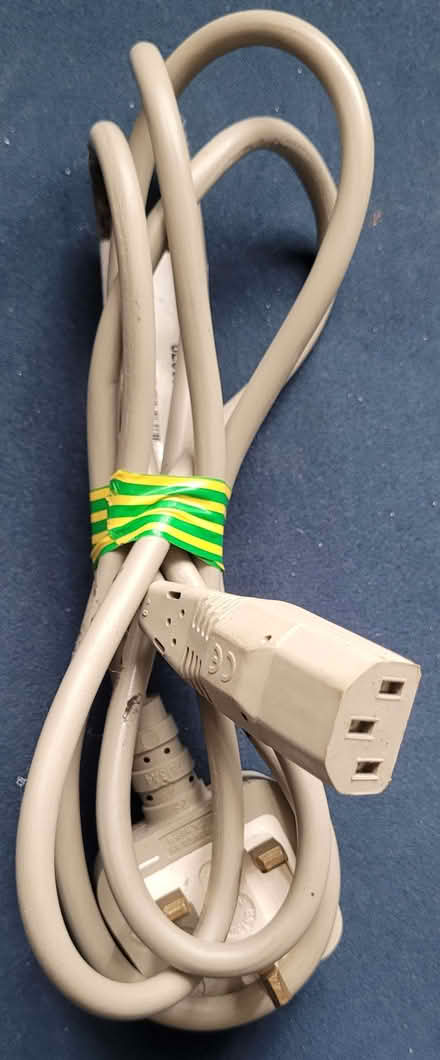 Photo of free Power cables (Slough central SL1) #2