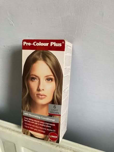 Photo of free Hair dye - light brown (Chiswick W4) #2