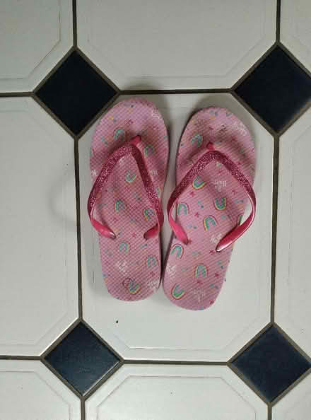 Photo of free Flip flops size 1 or 2 I think (Kennington OX1) #1