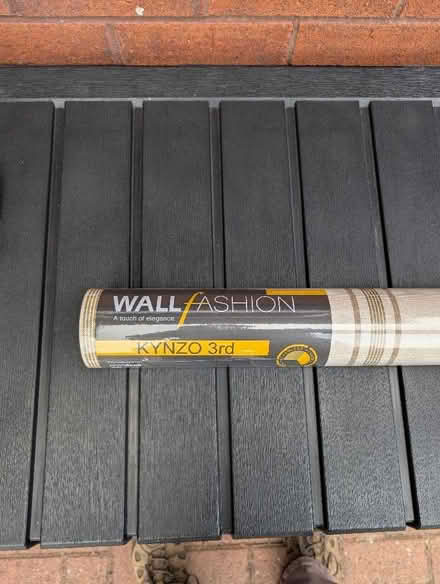 Photo of free Rolls of wallpaper (AB22) #1