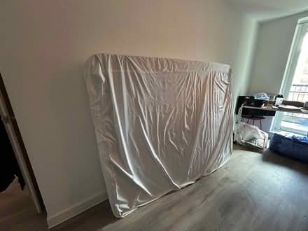 Photo of free King Hybrid Mattress (Butetown CF10) #1