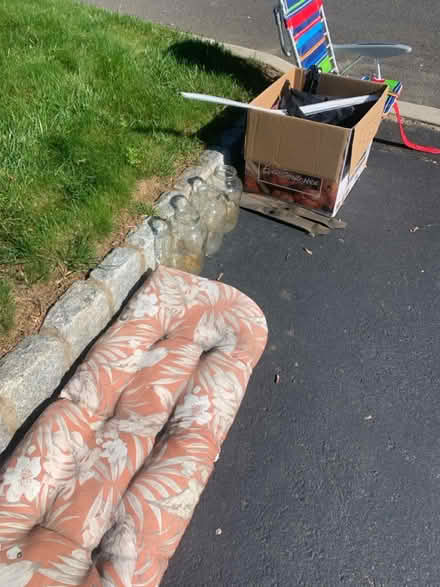 Photo of free cushion, big jars (Middletown near Oak Hill Road) #1