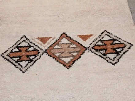 Photo of free Living room rug (AB22) #2