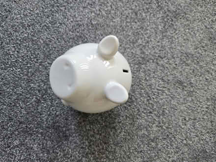 Photo of free Porcelain piggy bank (GU9) #1