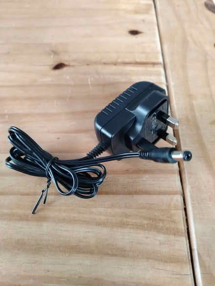 Photo of free Charger thingies (Parson Cross S5) #2