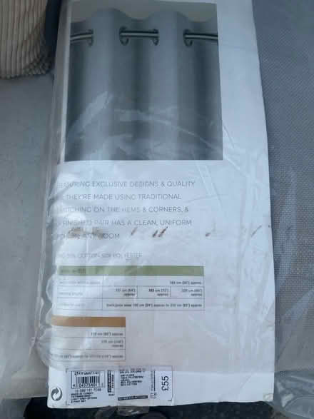Photo of free curtains new and two pillows (moston M40,) #2