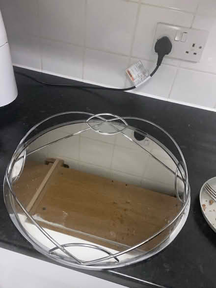 Photo of free Mirrored tray (SE11) #1