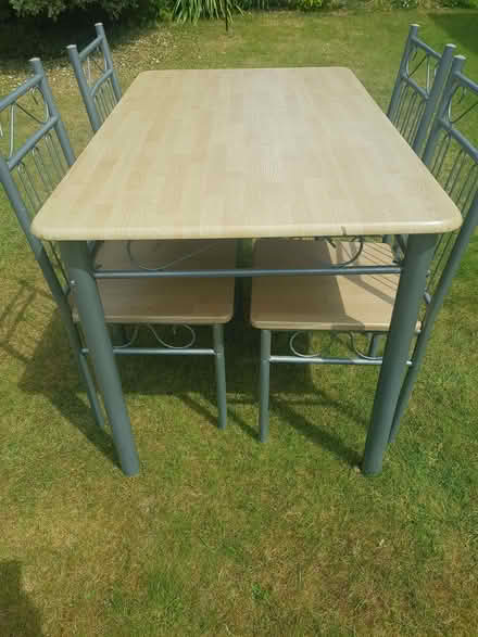 Photo of free Kitchen Dining Table with 4 Chairs (Fleetville AL1) #2