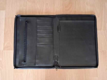 Photo of free Conference document folder (Holbrooks CV6) #2