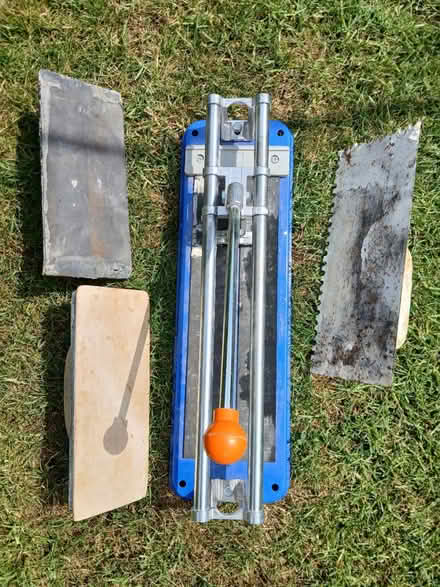 Photo of free Tile cutter (Bugbrooke) #1