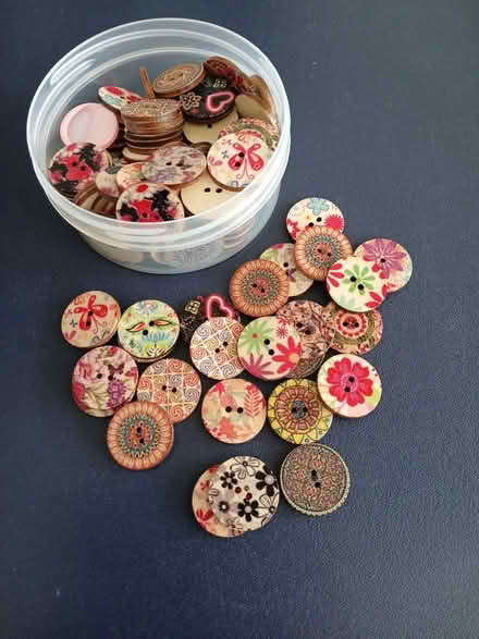 Photo of free A selection of wooden buttons (Southdown BA2) #1