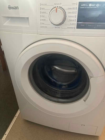 Photo of free Swan washing machine (south oxhey watford WD19) #1