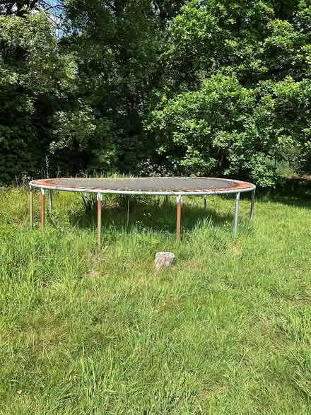 Photo of free Trampolene (Denmead PO7) #2
