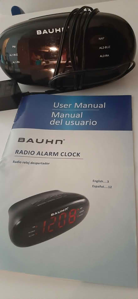 Photo of free Excellent condition clock radio (Farmington Hills) #1