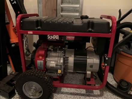 Photo of free Generac 5500XL Generator (Fall City) #1