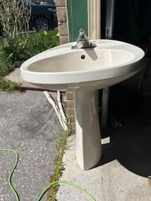 Photo of free Pedestal sink (Pickering) #1