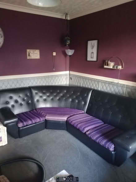 Photo of free sofa (Morley LS27) #1