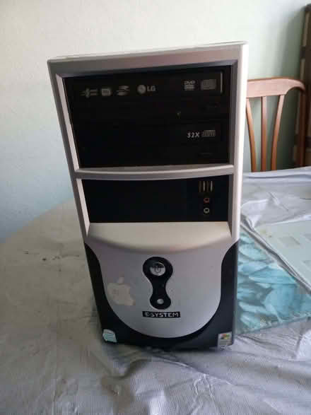Photo of free Desktop computer e system 103 (Claregate WV6) #1