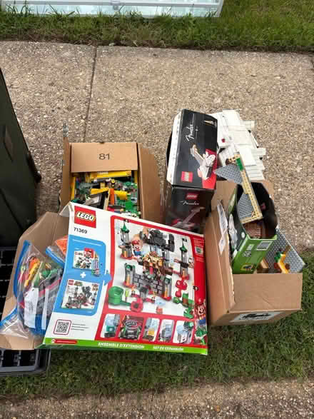 Photo of free Curb alert 1243 Scots Ln Odenton (Odenton Kings Heights) #3