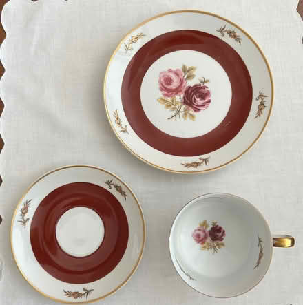 Photo of free China teacup - saucer - plate -rose (San Carlos-El Camino near Hull) #3