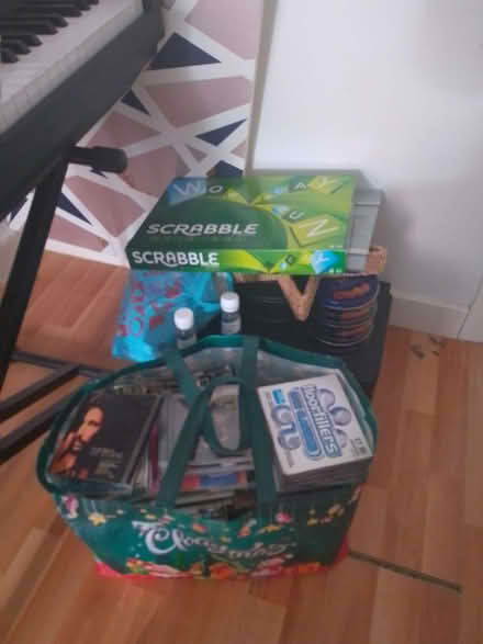 Photo of free Mixed bundle (Phippsville) #1