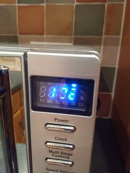 Photo of free Microwave (Irish Fields LS21) #2