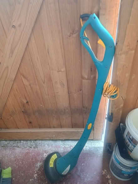Photo of free Garden Strimmer (Sale Moor M33) #2