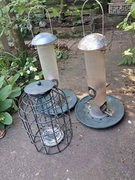 Photo of free 3 bird feeders (Letchworth) #1